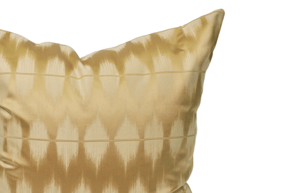 Housse de coussin Ikat doré