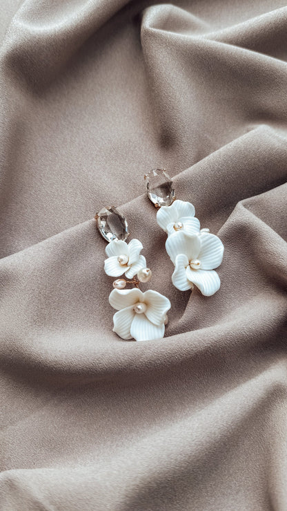 The Arriana drop earrings