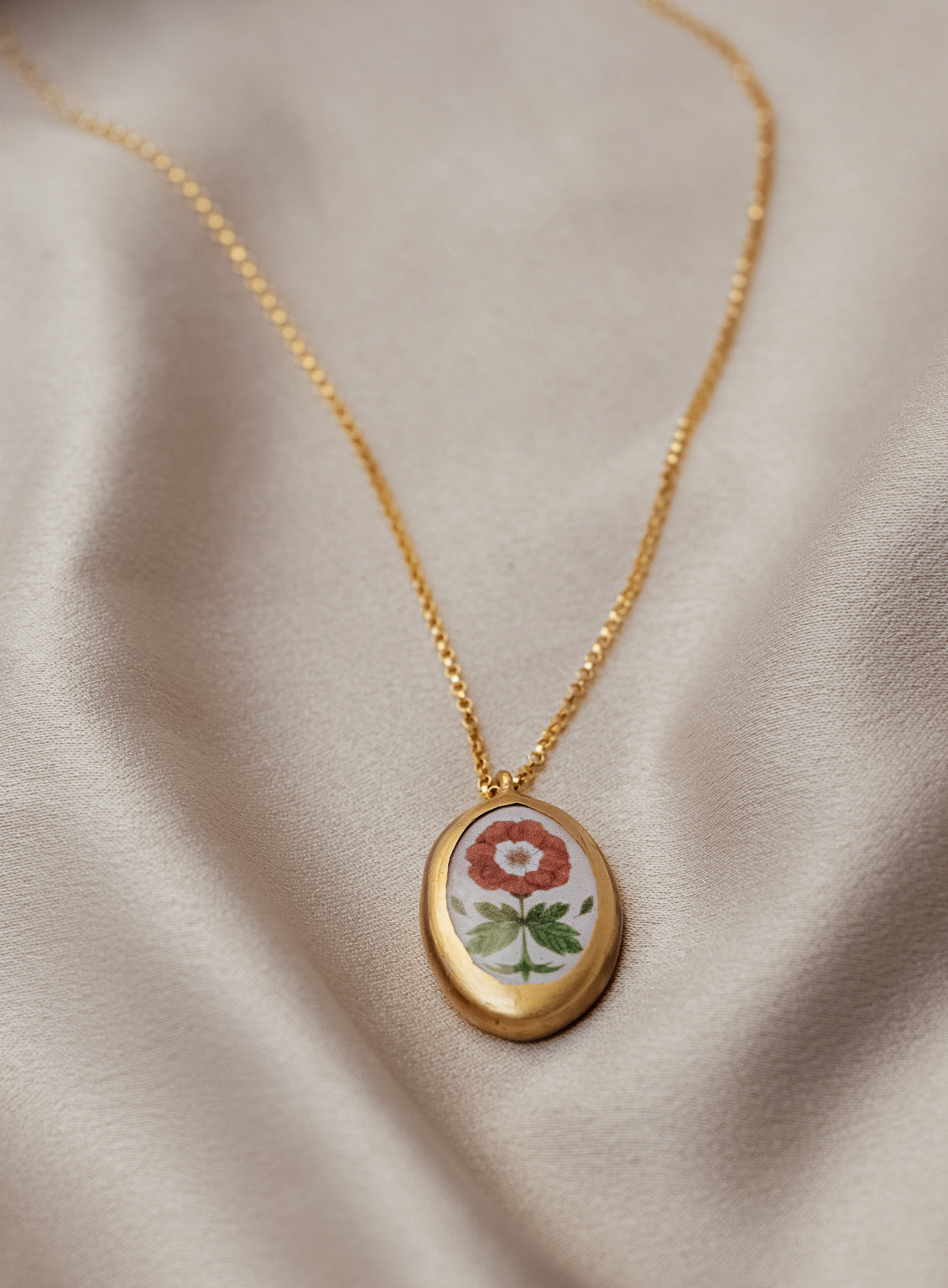 Le Collier Alina