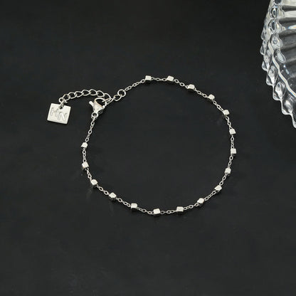 DEMELZA Or Blanc (Ton Argenté) : Bracelet Essentiel Quotidien avec Perles Carrées Délicates