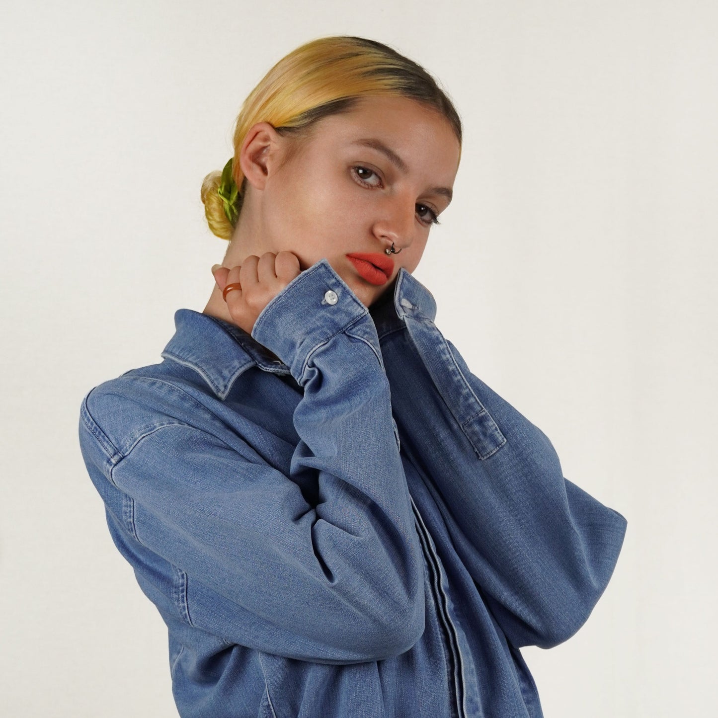 LA CHEMISE EN JEAN