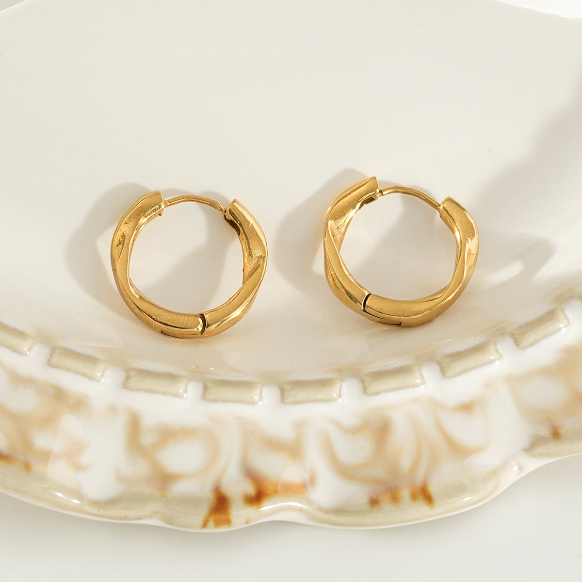 ARIDAMA Gold: Mid-Size Vintage Inspired Twisted Hoop Earrings