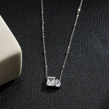 MAFFINA Argent (Or blanc) : Collier délicat en chaîne perlée avec pendentif duo oxyde de zirconium