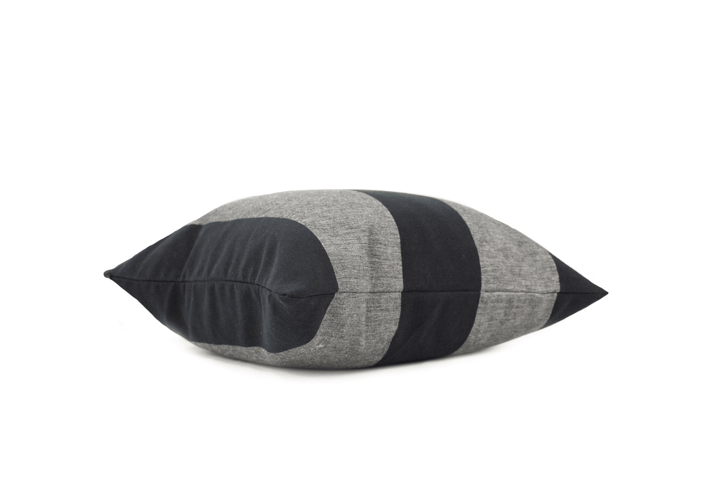 Housse de coussin rayée anthracite