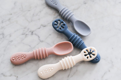 Silicone learning spoons