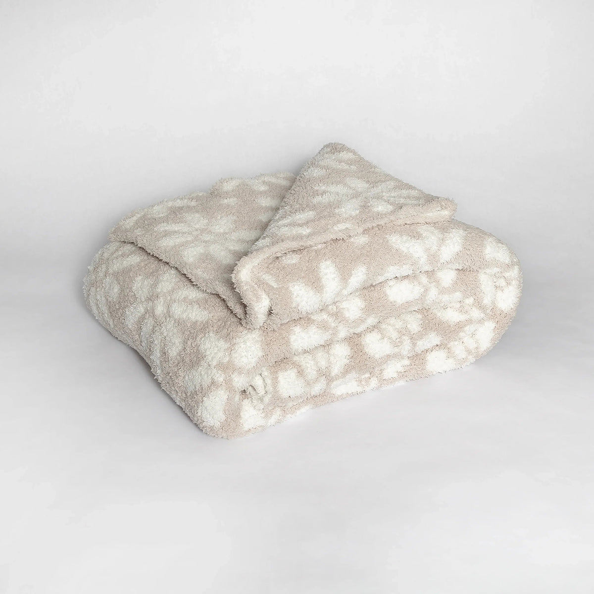Jeté de lit allongé blanc et beige rougissant à motif marguerite