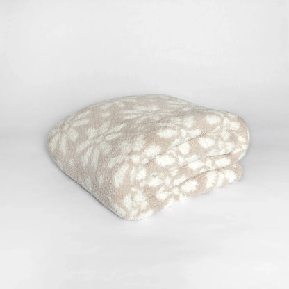Jeté de lit allongé blanc et beige rougissant à motif marguerite