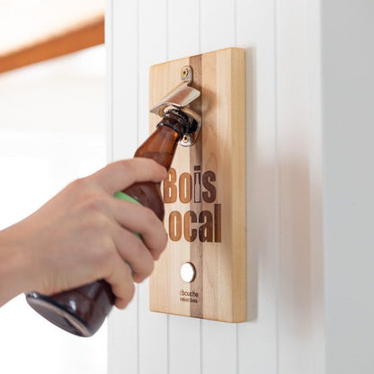 Wall-mounted bottle opener with magnet "Le d-Bouche"