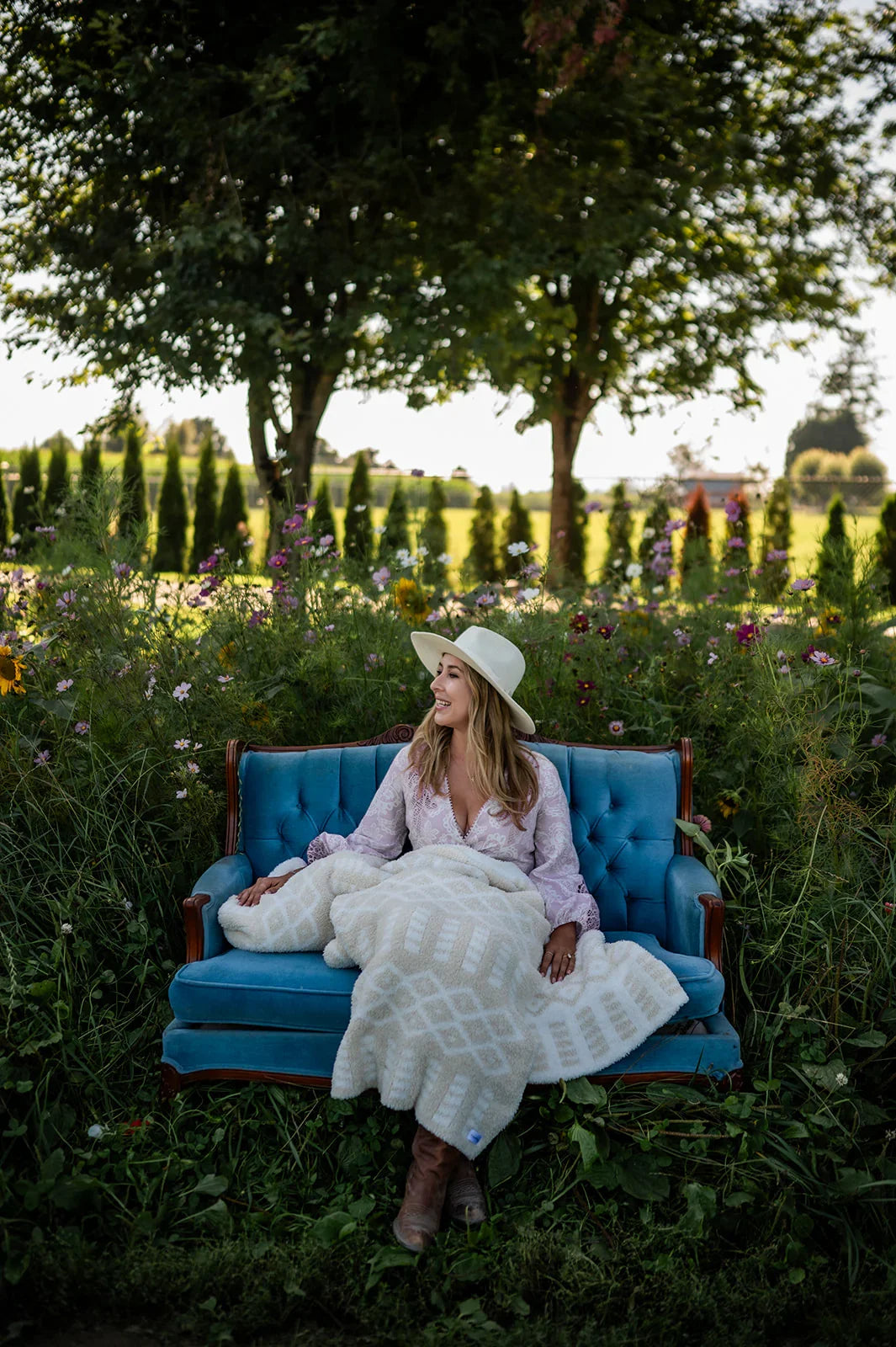 Birch & Marshmallow Diamond Point Print Extended Throw