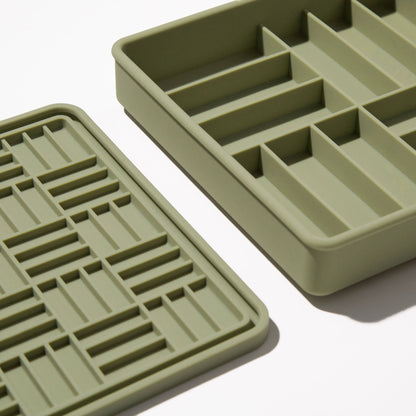 3-in-1 parquet slow feeder bowl - olive