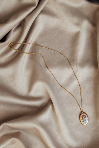 Le Collier Alina