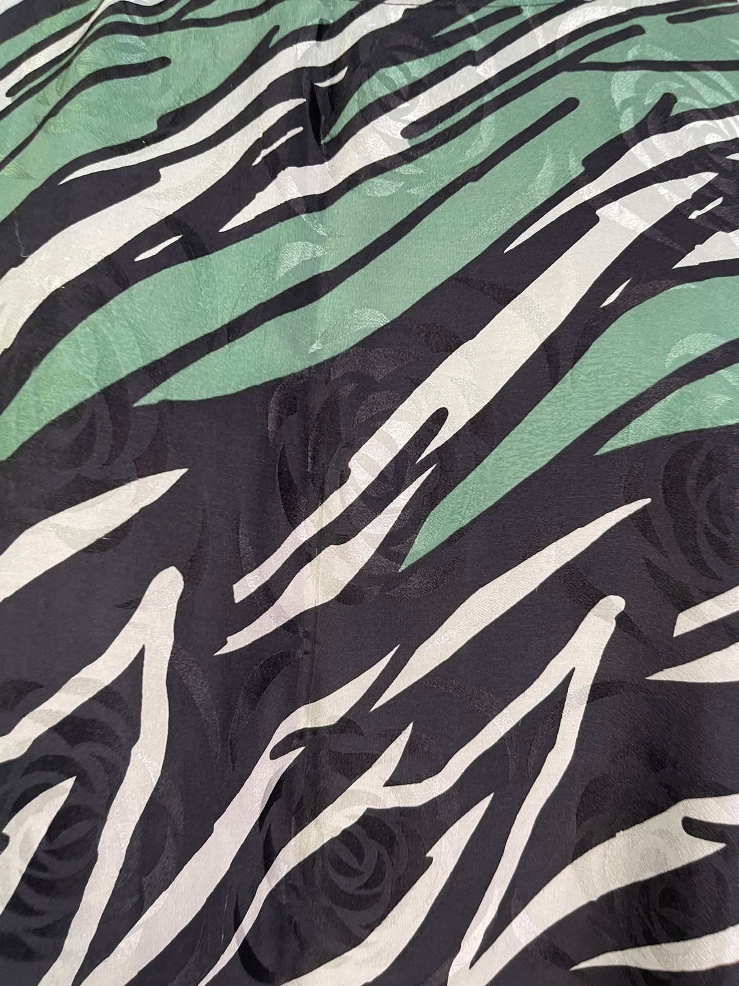 PRC6298 Avatar Poncho-Pèlerine en Soie Pure