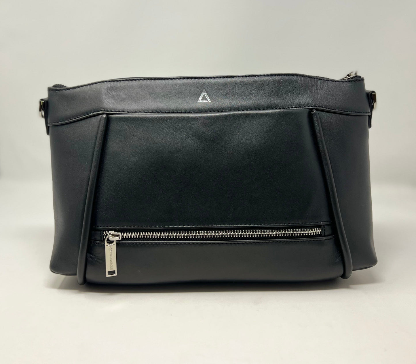 Sac à main en cuir noir, Elena