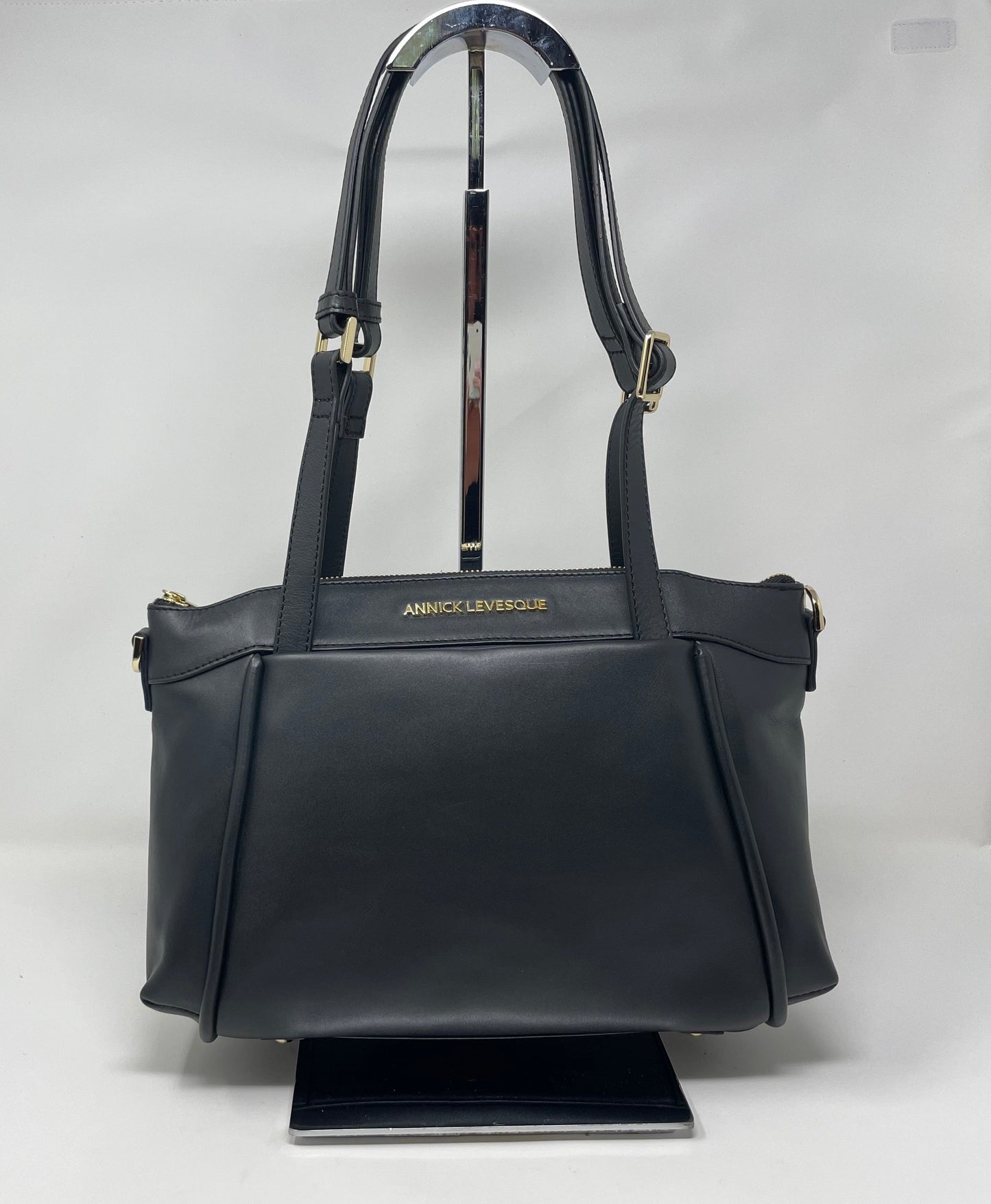 Sac à main en cuir noir, Elena