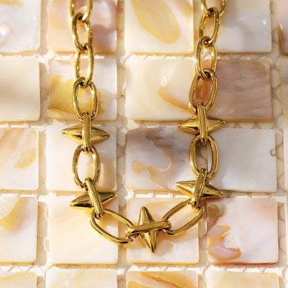 ELLINOR: Collier Tendance Goutte Diamant Industriel Chic