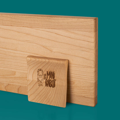 L'ensemble couteau et planche à découper en bois pour enfant