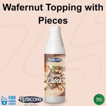 Garniture aux noisettes avec morceaux - Bouteille compressible de 1 kg - Garniture Wafernut Crock - Rubicone Canada - Livraison gratuite au Canada pour les commandes de plus de 199 CAD