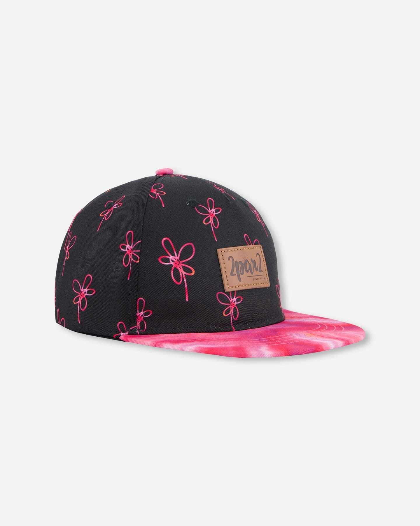 Casquette noire imprimée fleurs en spirale