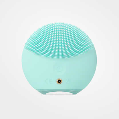 FOREO LUNA 4 Mini Facial Cleansing Massager - Arctic Blue