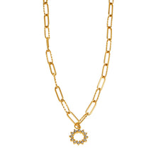 FRETTA: Radiant Star Shaped Pendant Zirconia Paper-Clip Chain Necklace in Gold.