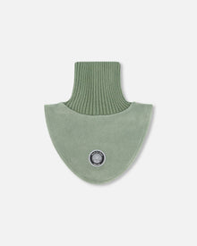 Cache-col vert sauge