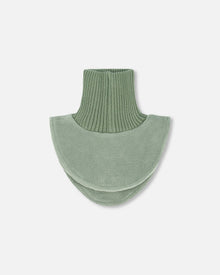 Cache-col vert sauge
