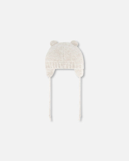 Bonnet tricoté avec oreilles blanc cassé