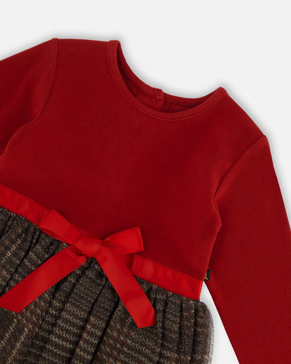 Robe bi-matière avec jupe en tulle scintillante à carreaux rouges