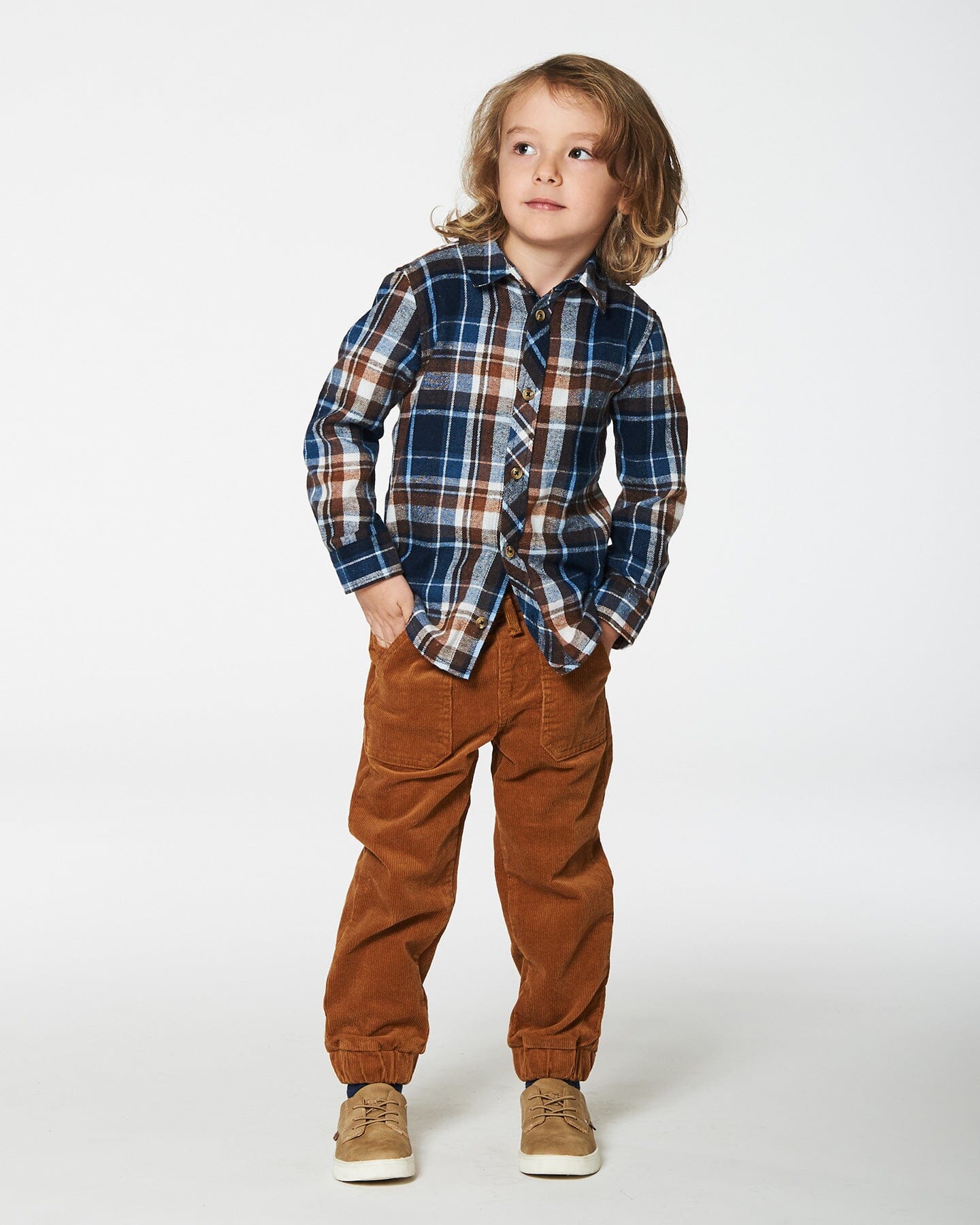Chemise boutonnée à manches longues à carreaux bleu et noisette