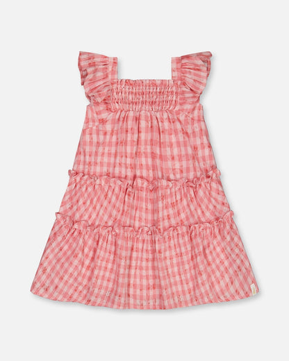 Robe à smocks étagée avec manches à volants à carreaux roses
