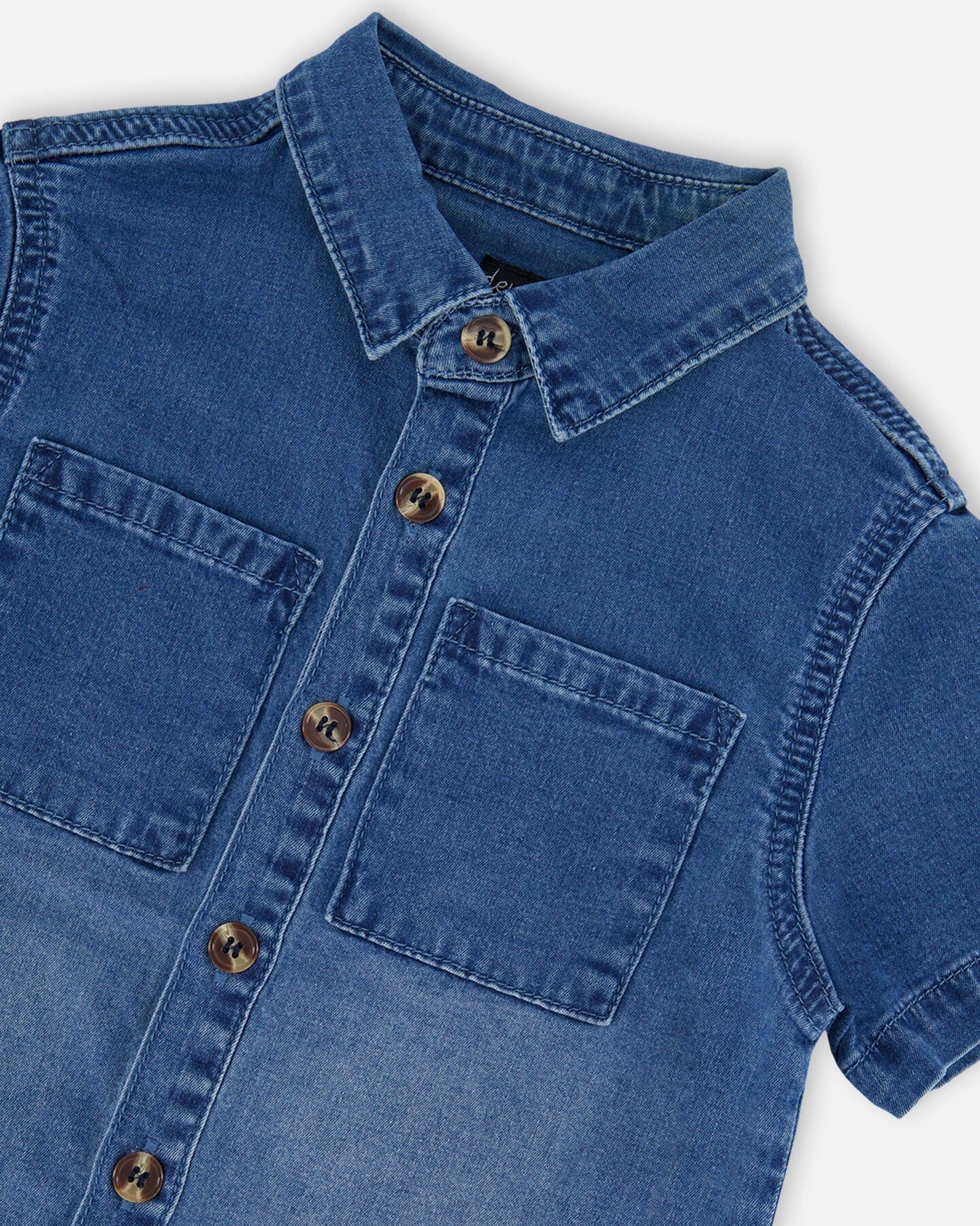 Chemise boutonnée à manches courtes denim bleu foncé
