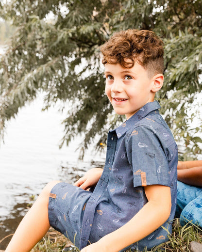Chemise à manches courtes en chambray imprimé gris, blanc et havane