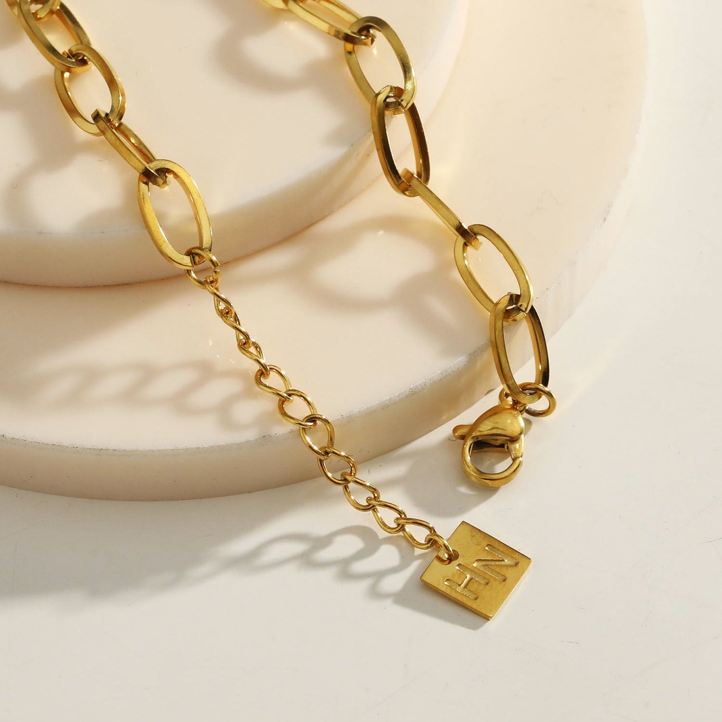 Bracelet GAILA Deco trombone avec pièce centrale incrustée de zircone