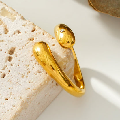 GARUVA : Bague abstraite moderne avec Solitaire Zircon en Or