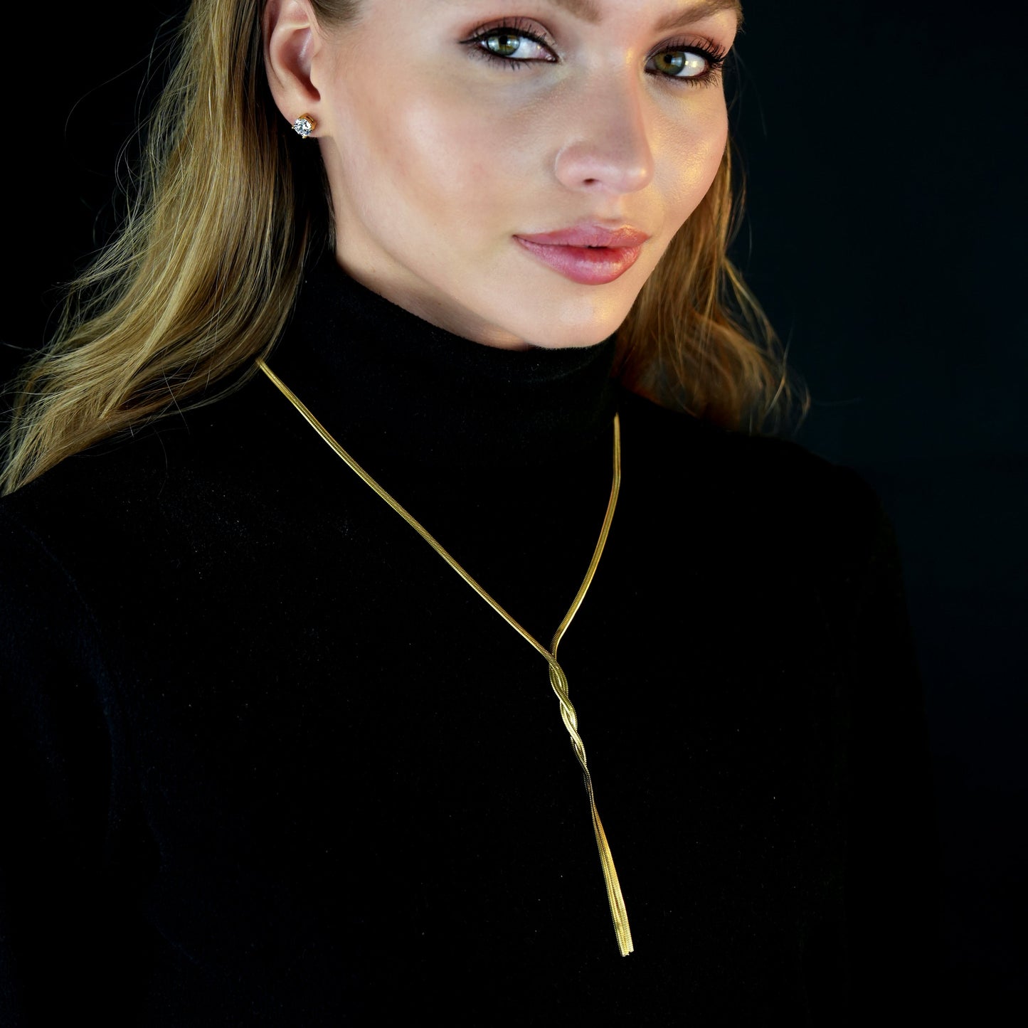 Collier chaîne torsadée type lasso GILMA avec texture peau de serpent