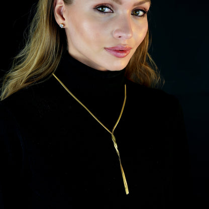 Collier chaîne torsadée type lasso GILMA avec texture peau de serpent