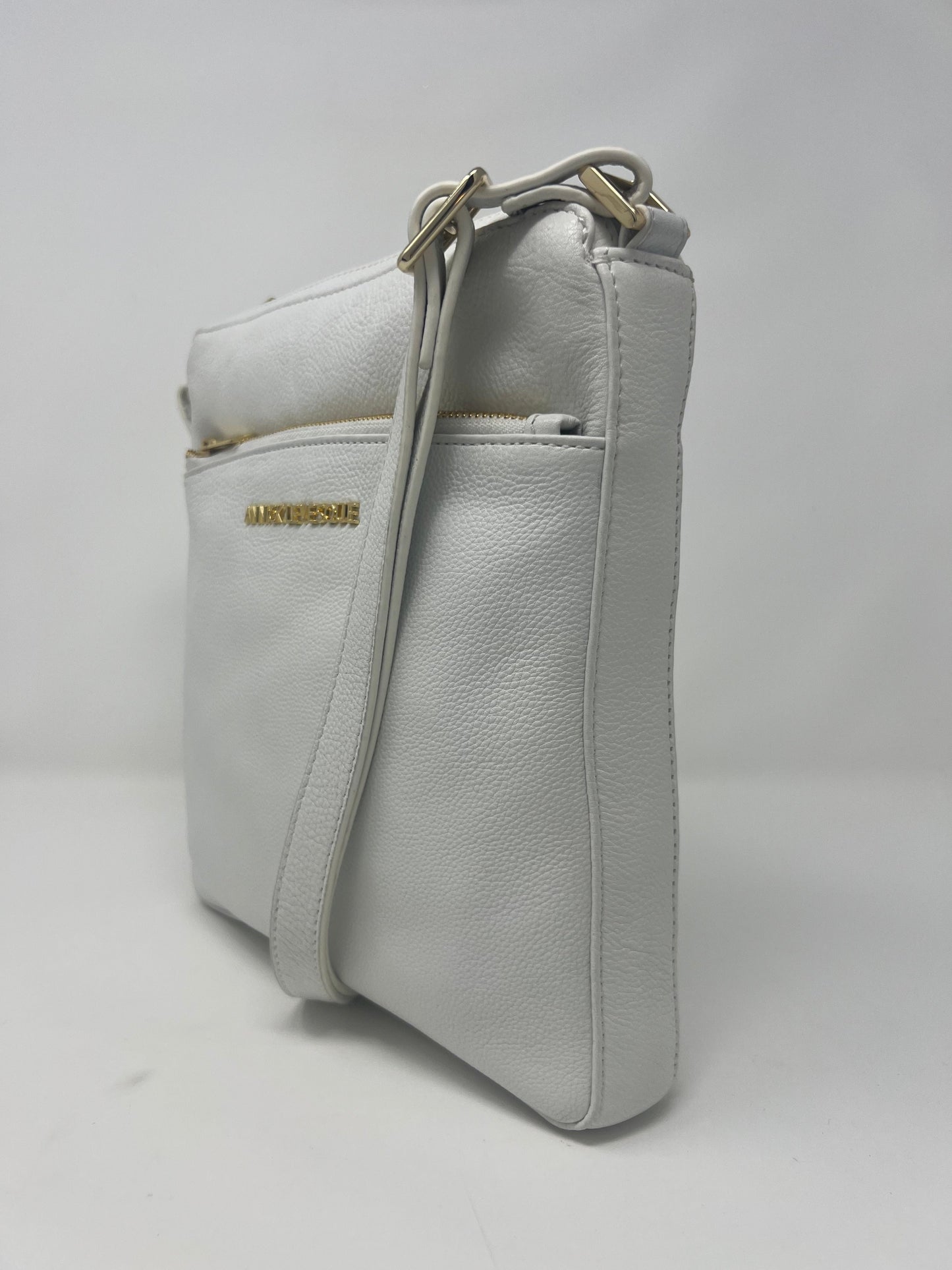White Leather Crossbody Bag | Gisèle