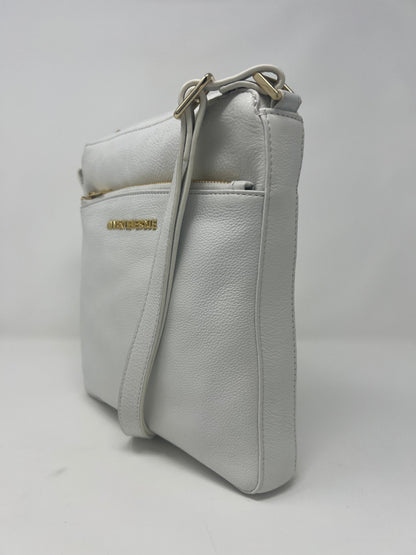 White Leather Crossbody Bag | Gisèle