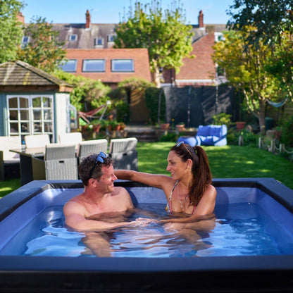 Spa gonflable éco-mousse Wave Garda 4/6 personnes carré avec chauffage intégré