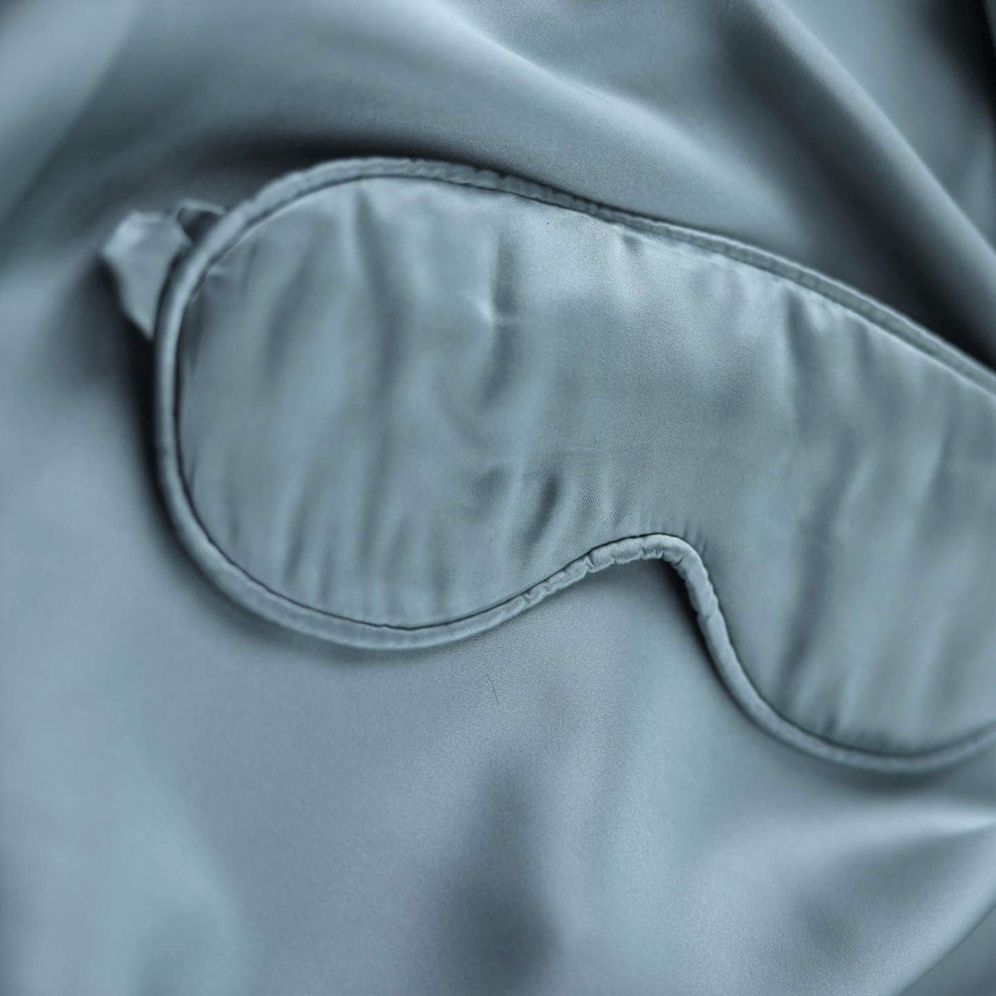 Le masque de sommeil Cloud Nine *NON TOXIQUE*