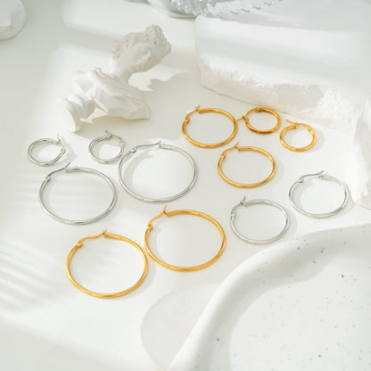 Style BIANCA Doré : Créoles Dorées Classiques Essentielles Quotidiennes. Disponibles en 7 Tailles – de 1 cm à 6 cm
