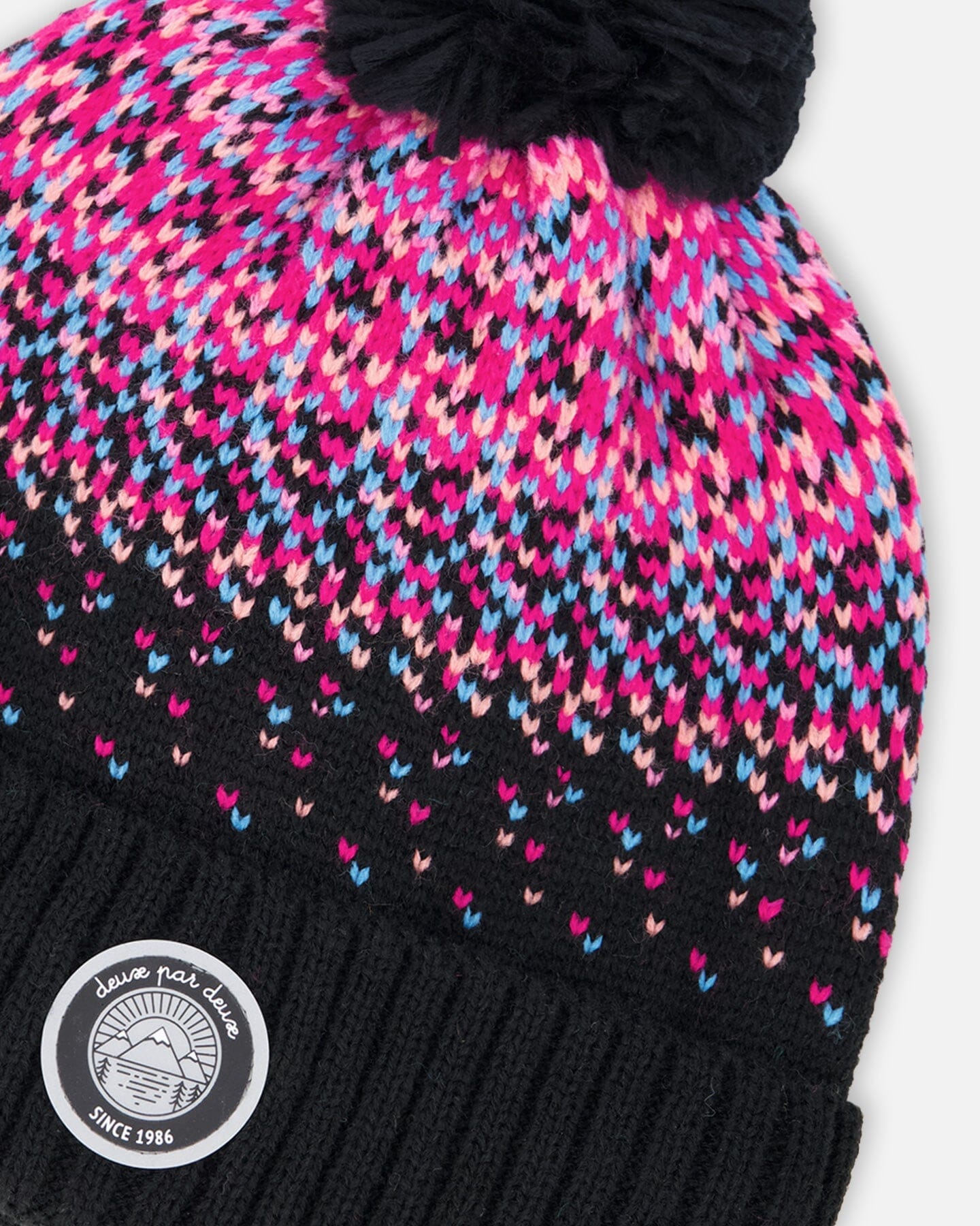 Bonnet tricoté doublé à pompon noir et rose
