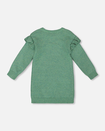 Robe en maille vert sauge à volants et broderies florales