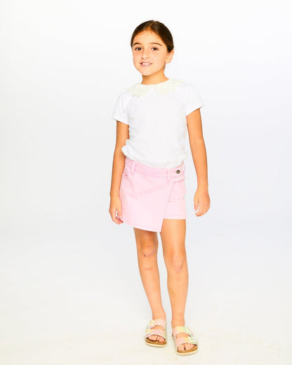 T-shirt blanc avec col claudine en crochet