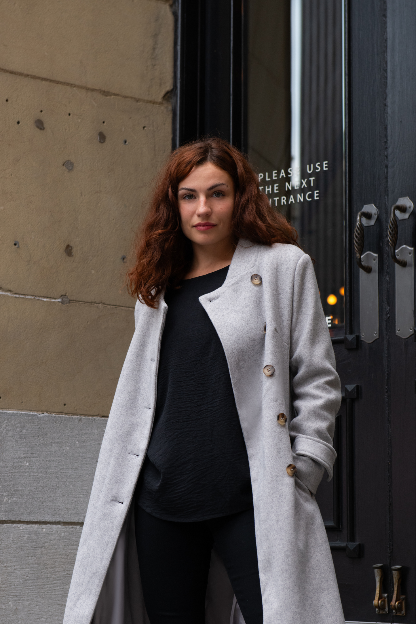 Manteau Évasé Rétro Harper Boutons Latéraux Élégant