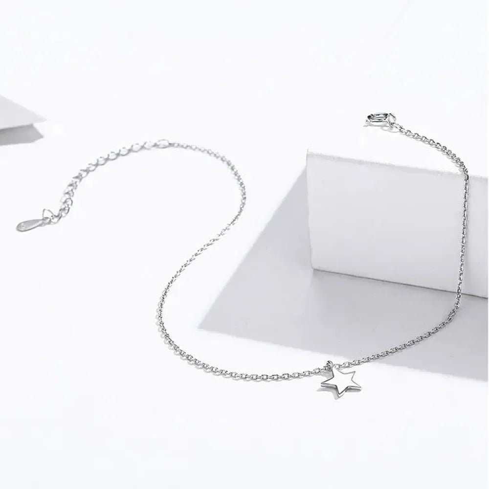 La chevillère à breloques essentielle en argent sterling 925