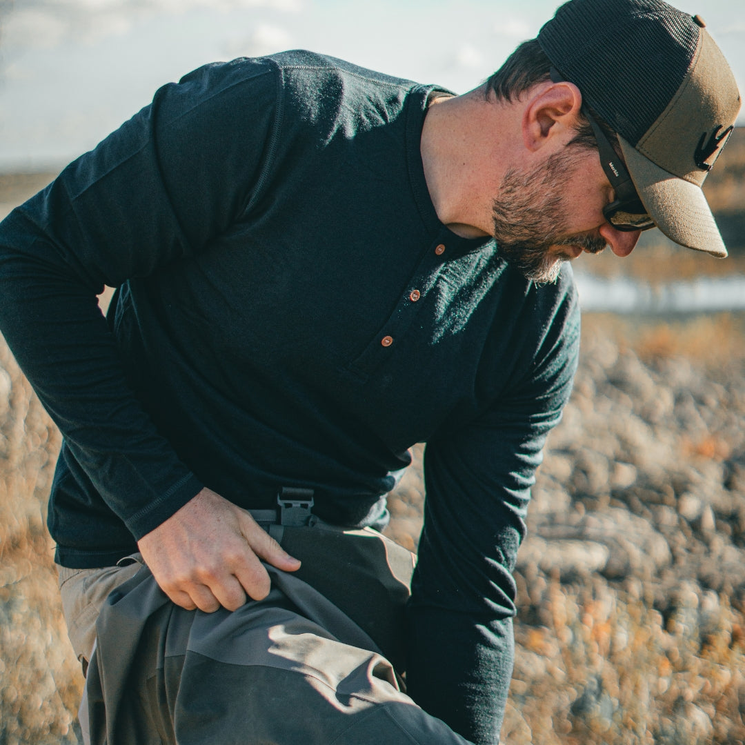 Haut Henley NorthWool pour homme en mélange de mérinos — Tissu épais