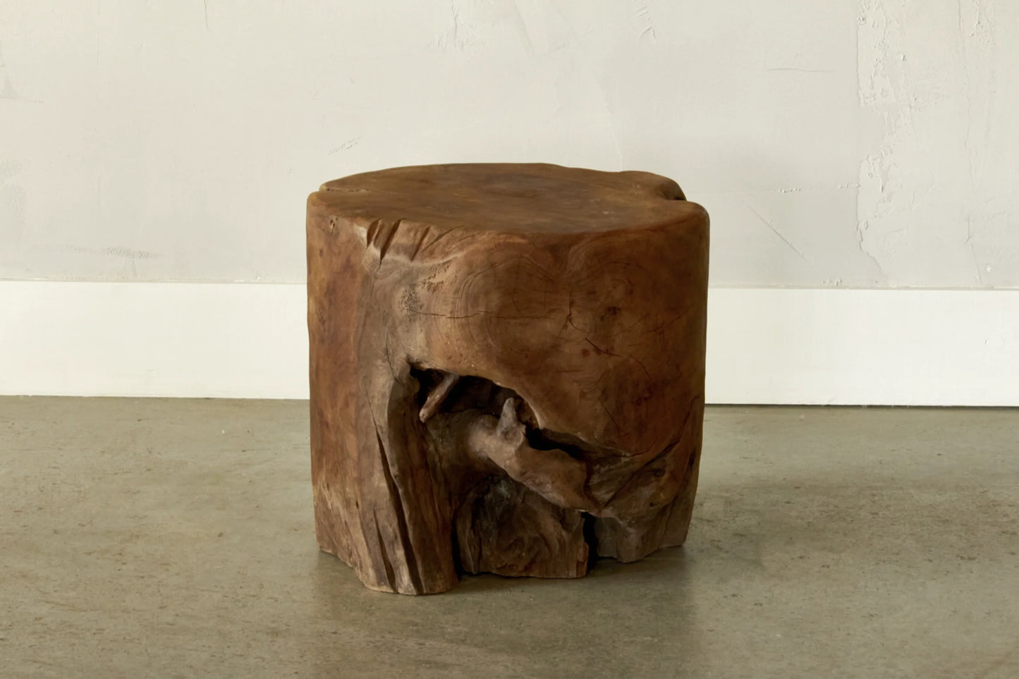 Table d’appoint érosion - teck ancien