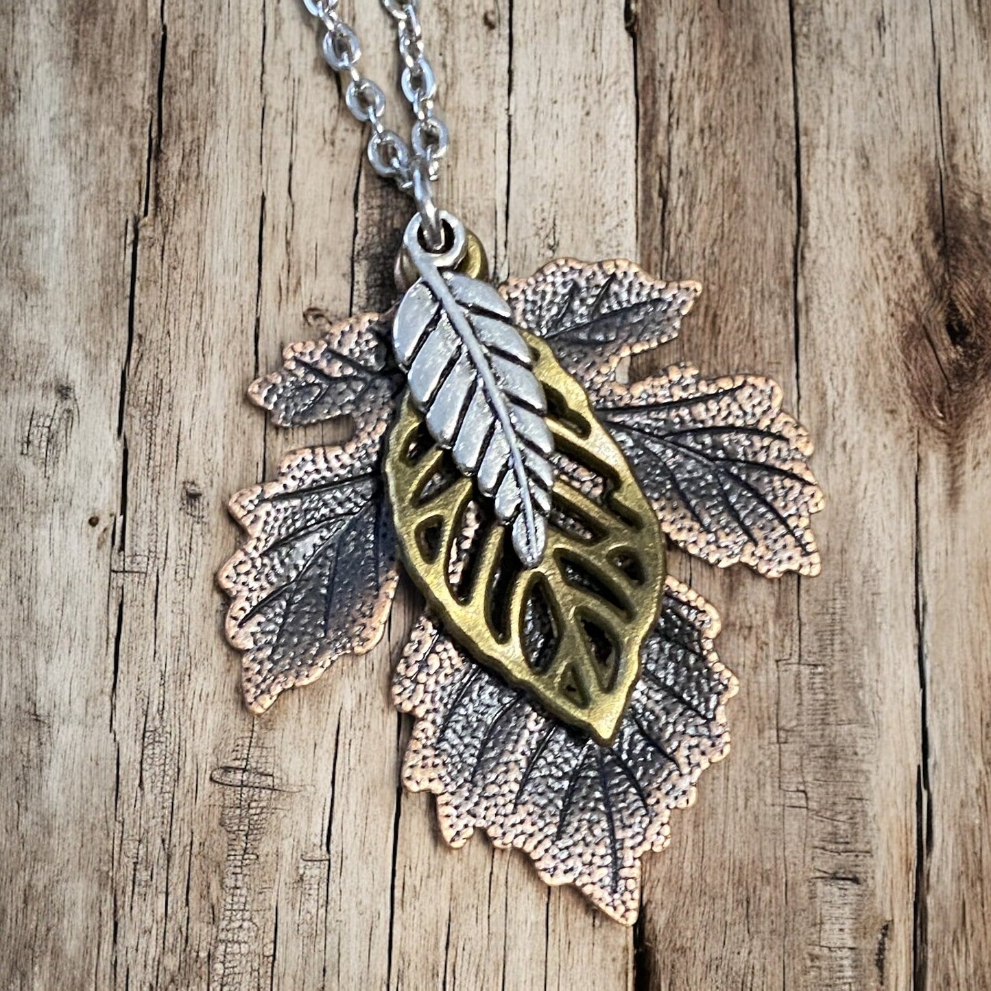 Collier feuille d'érable