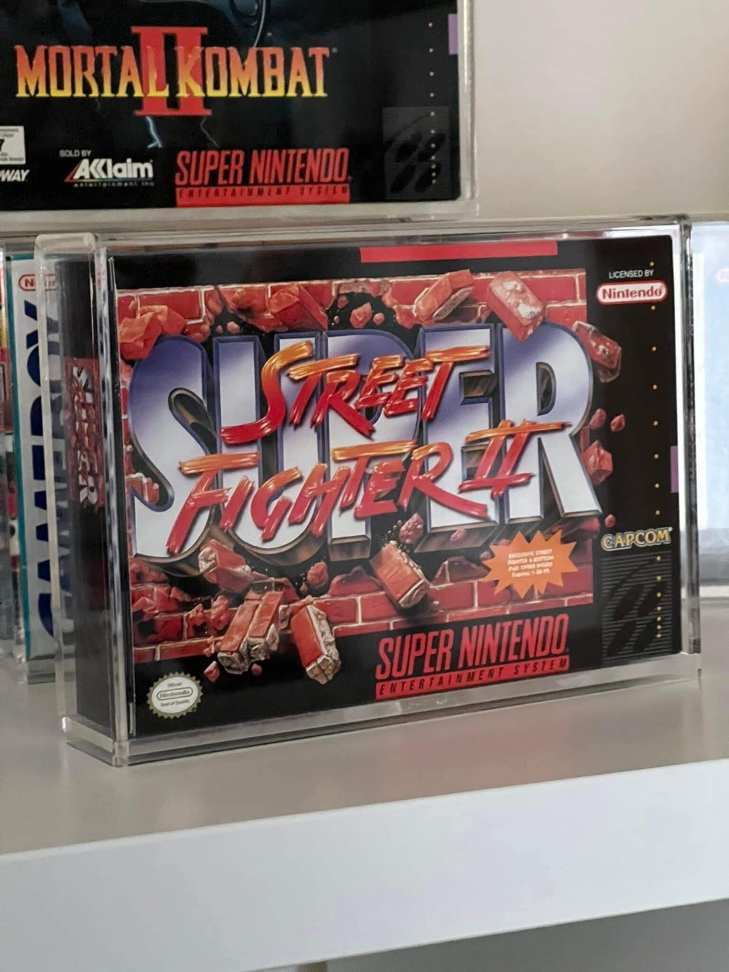EVORETRO Protection d'affichage en acrylique pour jeux SNES et boîtes de jeux N64 - Lot de 2